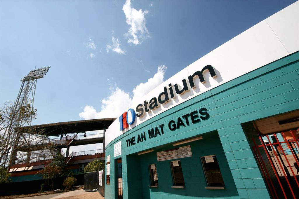 Quality Hotel Darwin Airport Зручності фото The Ah Ma gates at the Melbourne Cricket Ground