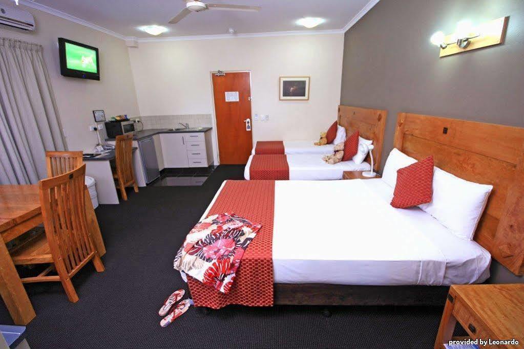 Quality Hotel Darwin Airport Екстер'єр фото Studio