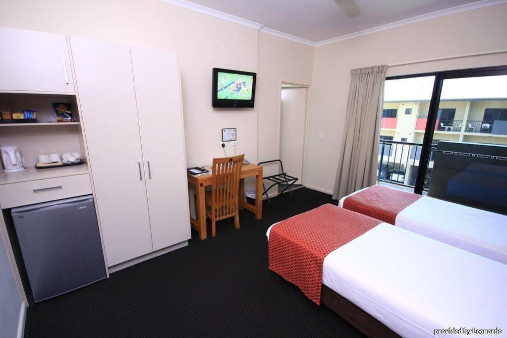 Quality Hotel Darwin Airport Екстер'єр фото Studio apartment